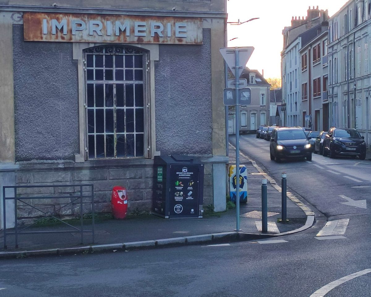 abri bac biodéchets 240 litres angers 