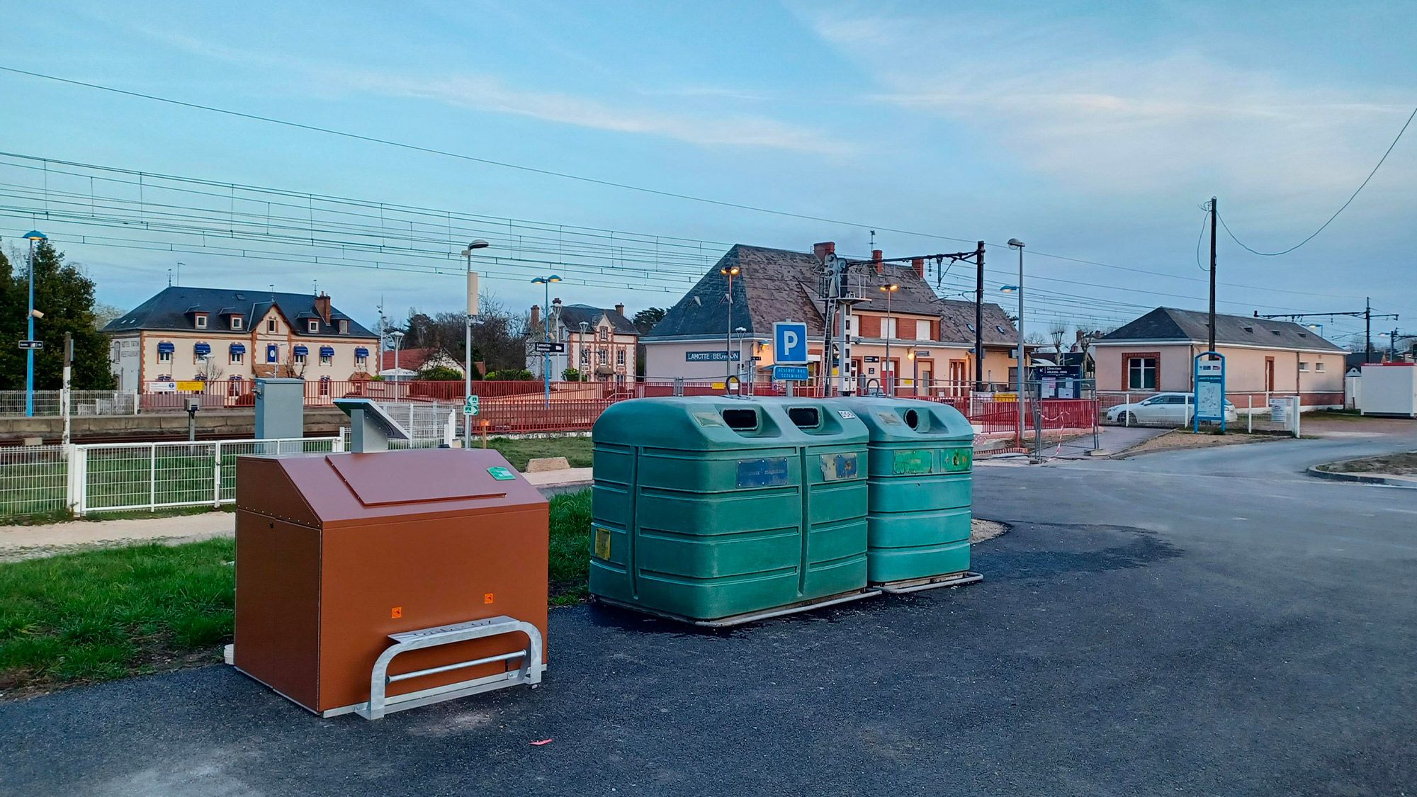 abri bac biodéchets lamotte beuvron